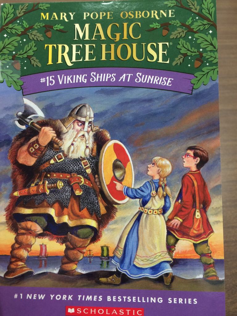 Magic Treehouse #15: Viking Ships At Sunrise (chapter) - Mary Pope Osborne (- Paperback) book collectible [Barcode 9781338225044] - Main Image 1