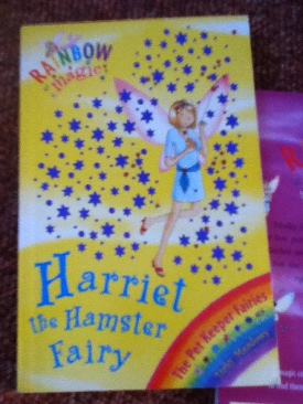 Rainbow Magic #33: Harriet The Hamster Fairy