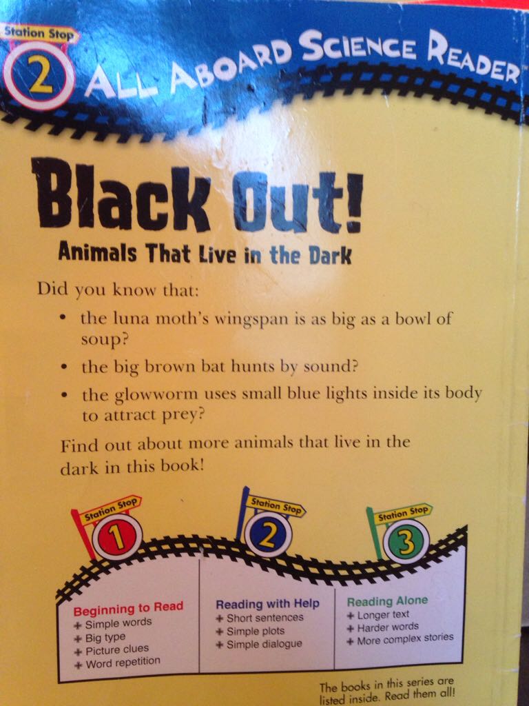 Blackout! Animals That Live In The Dark - Ginjer Clarke (Grosset & Dunlap) book collectible [Barcode 9780448448244] - Main Image 2