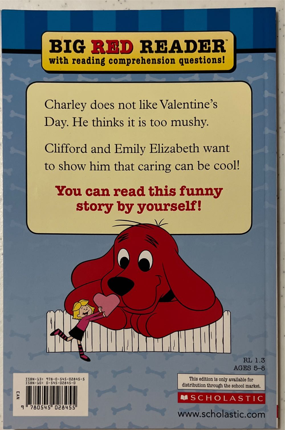 Clifford The Big Red Dog Valentine Surprise - Norman Bridwell (Scholastic Inc - Paperback) book collectible [Barcode 9780545028455] - Main Image 2