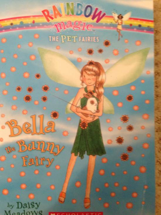 Rainbow Magic: Pet Fairies #2: Bella the Bunny Fairy