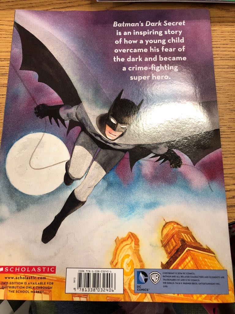 Batman’s Dark Secret - Kelley Puckett book collectible [Barcode 9781338032406] - Main Image 2