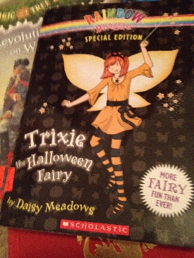 Rainbow Magic: Trixie The Halloween Fairy