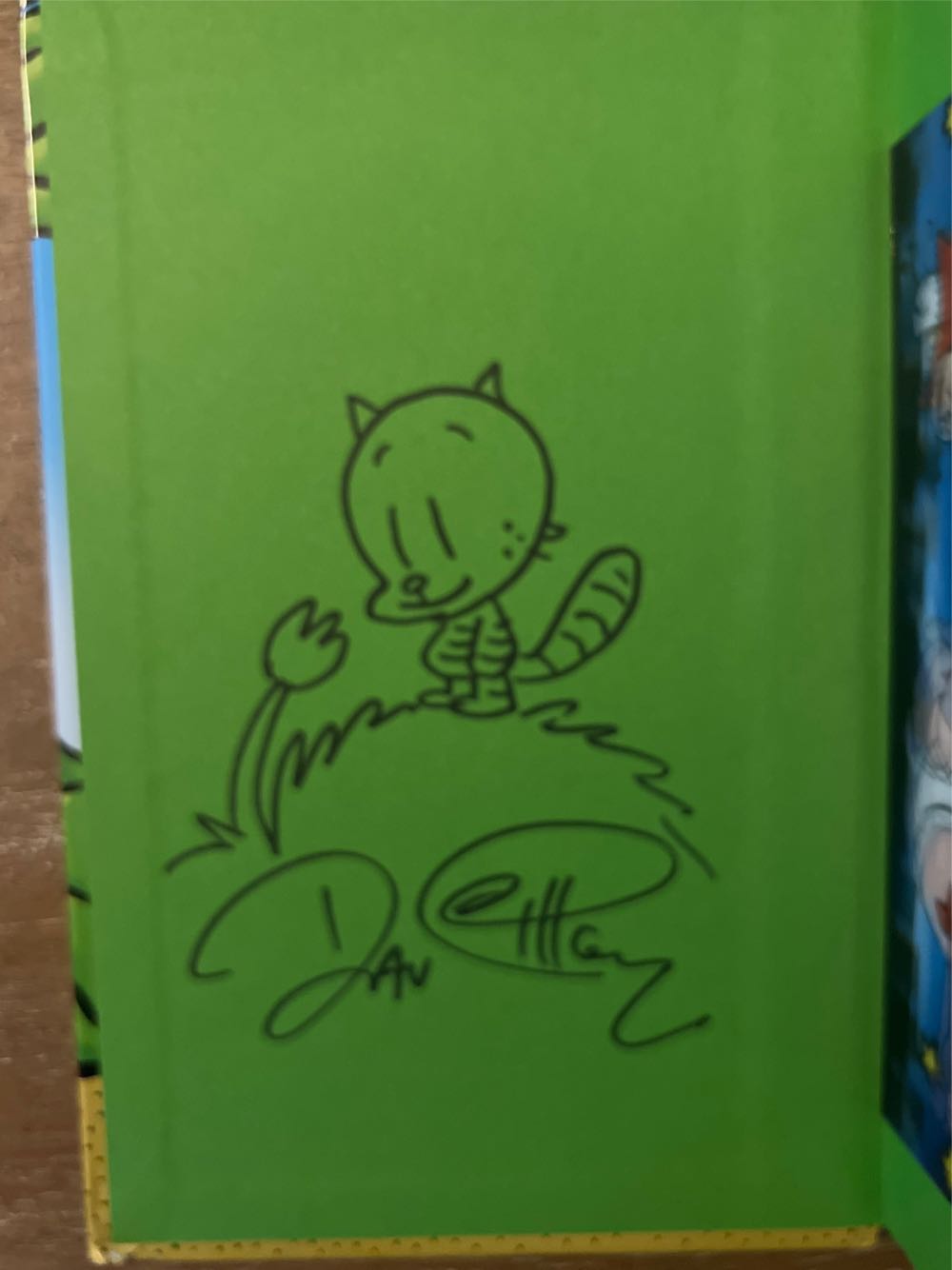 Dog Man #5: Lord Of The Fleas - Dav Pilkey (Graphix - Hardcover) book collectible [Barcode 9780545935173] - Main Image 3