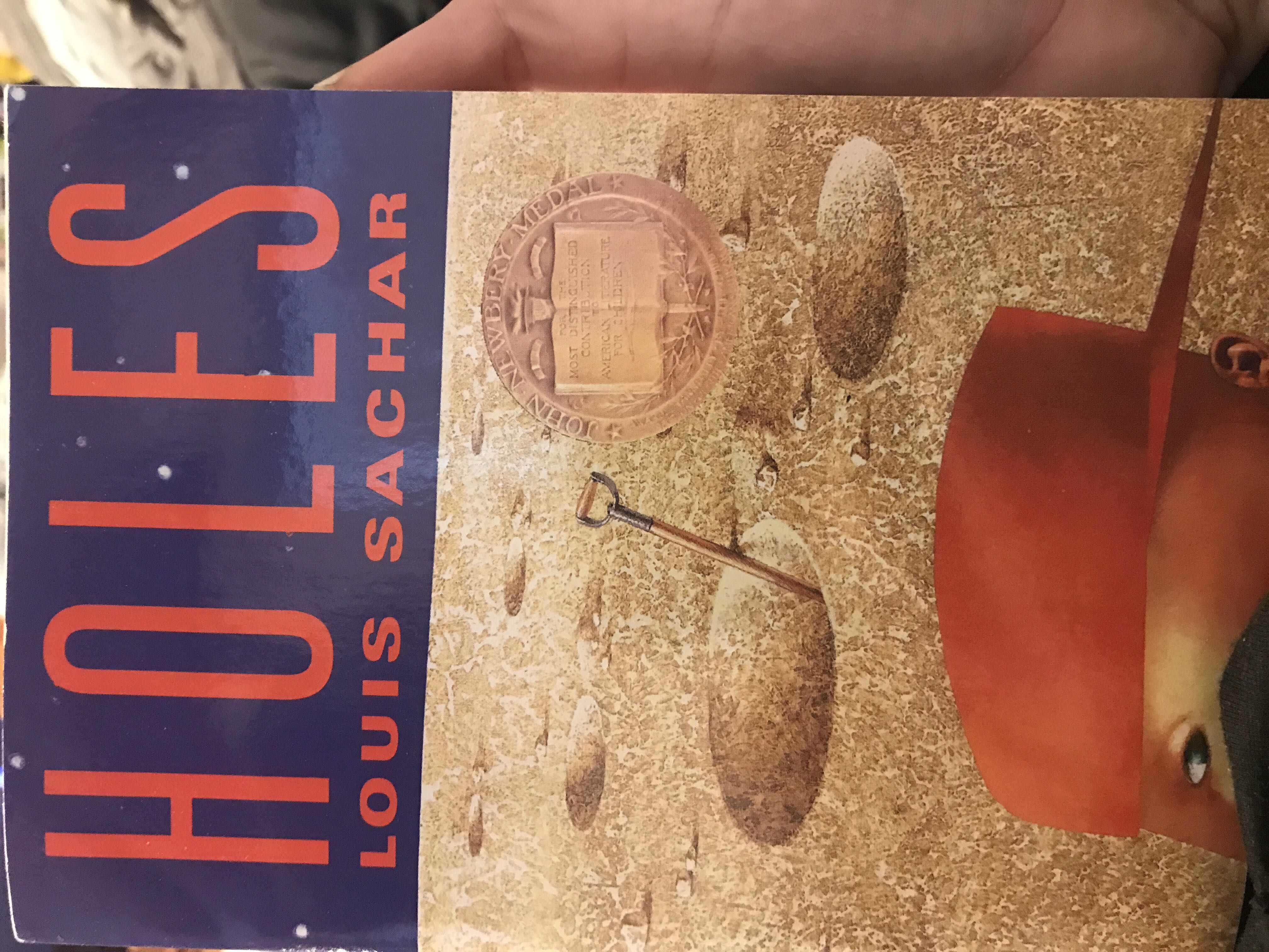 Holes - Louis Sachar book collectible [Barcode 9781338282696] - Main Image 1