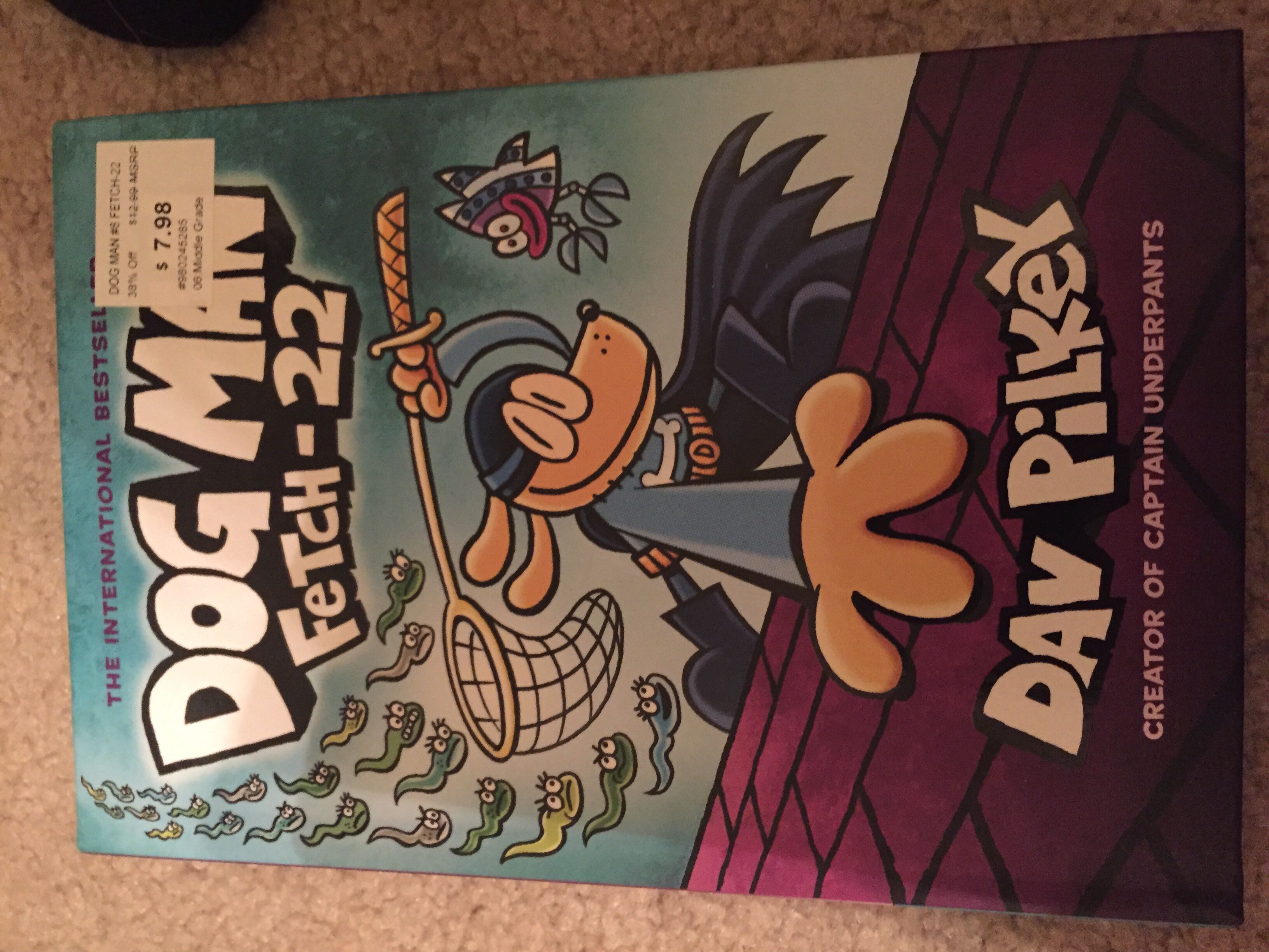 Dog Man #8: Fetch-22 - Dav Pilkey (On the first shelf - Hardcover) book collectible [Barcode 9781338323214] - Main Image 1