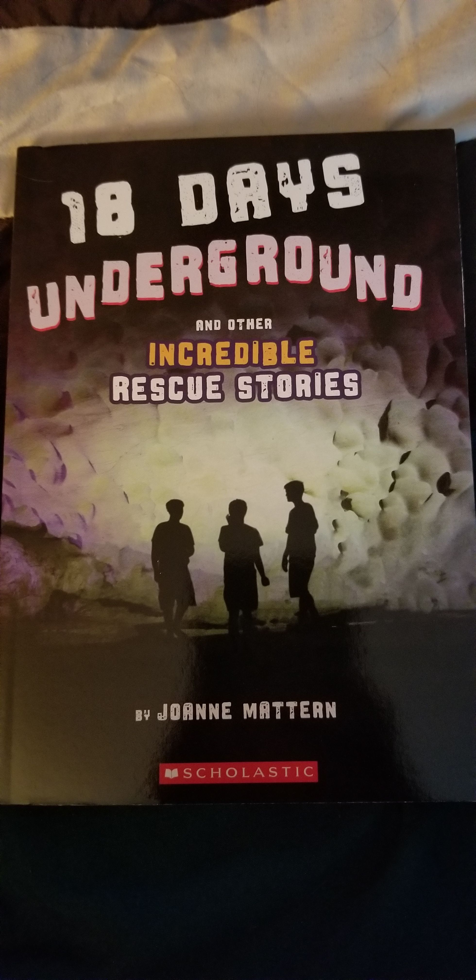 18 Days Underground - Joanne Martin book collectible [Barcode 9781338571752] - Main Image 1