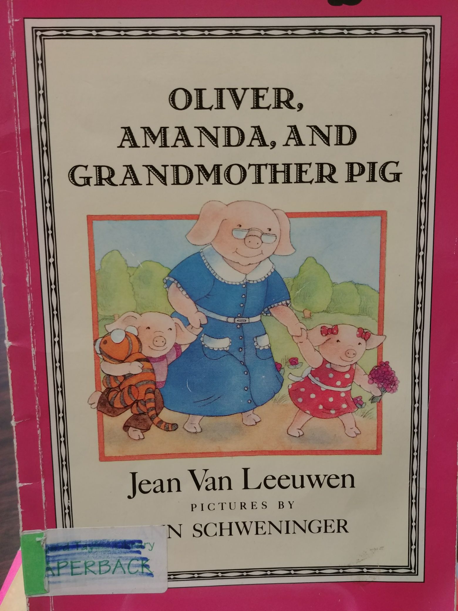 Oliver, Amanda, and Grandmother Pig (Easy-to-Read, Puffin)