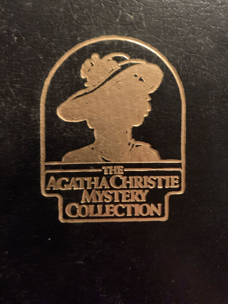 Agatha Christie #6: The Secret Of Chimneys - Agatha Christie (Bantam Books - Hardcover) book collectible [Barcode 9780553350647] - Main Image 1