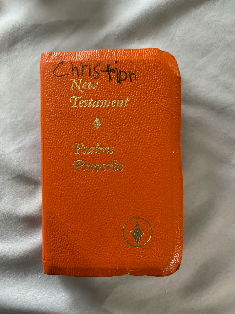 New Testament Psalms Proverbs - The Gideons International book collectible - Main Image 1