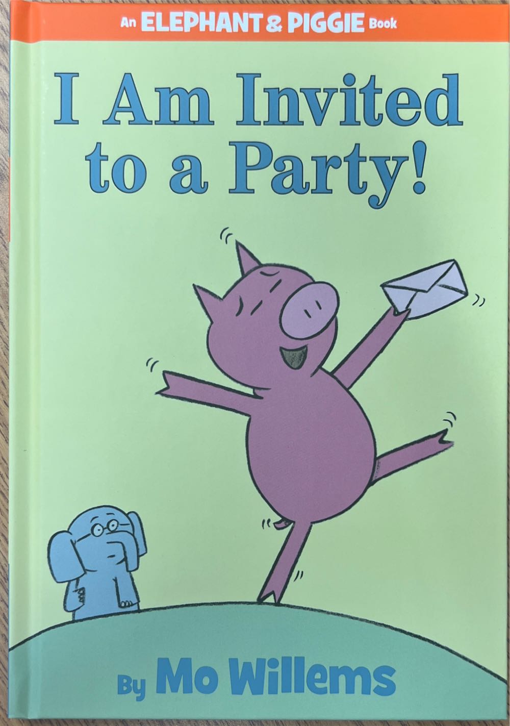 An Elephant And Pig Book I Am Invited To A Party!
