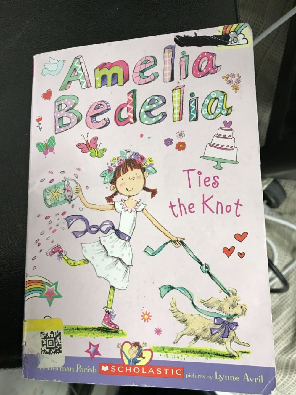 Amelia Bedelia Ties The Knot