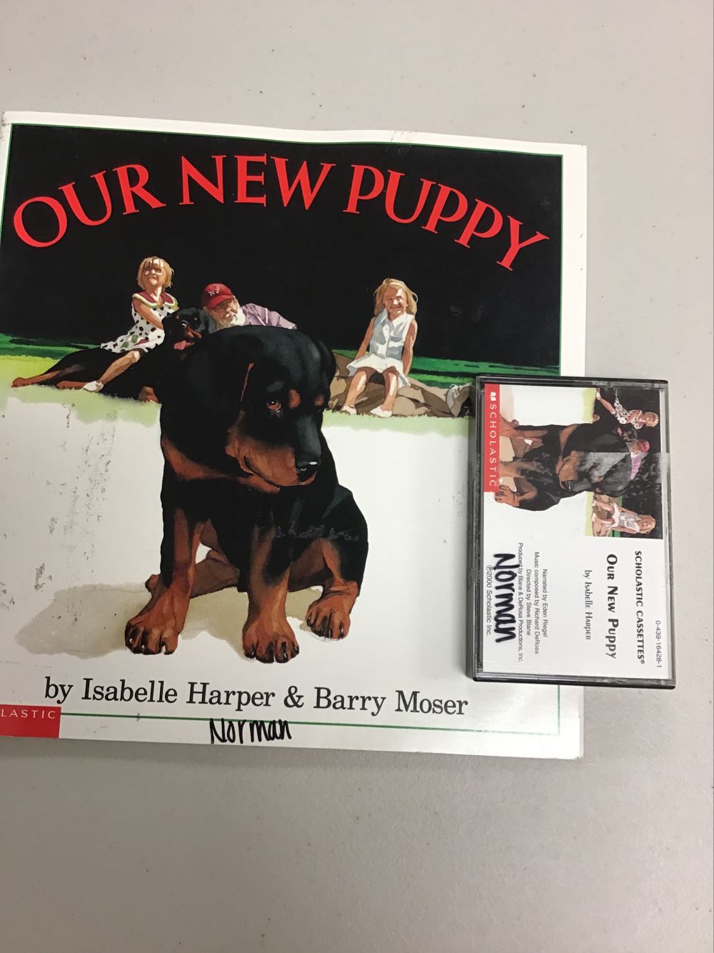 Our New Puppy  /Book & Cassette