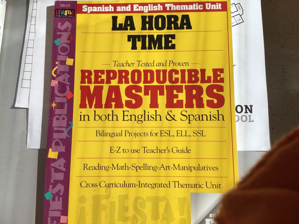 La Hora/Time