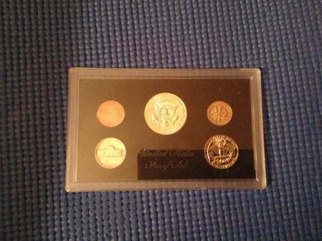 1970-S Proof Set (Large Date)  coin collectible - Main Image 2