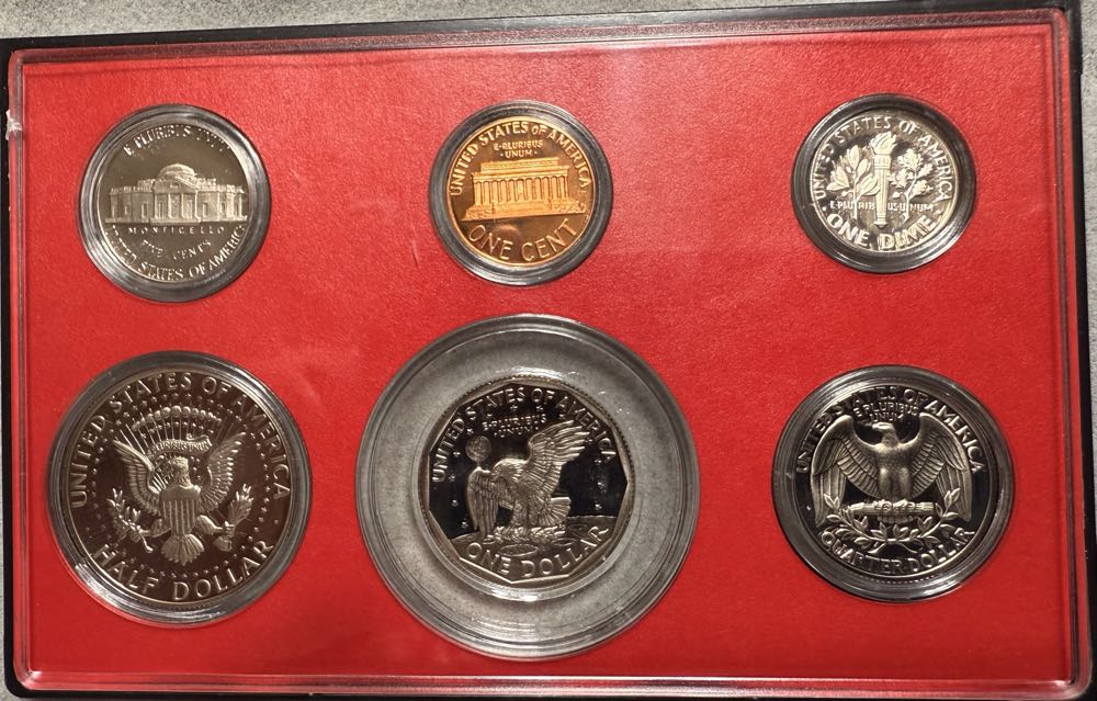 Standard 1979 US Mint Mint Set  coin collectible - Main Image 3
