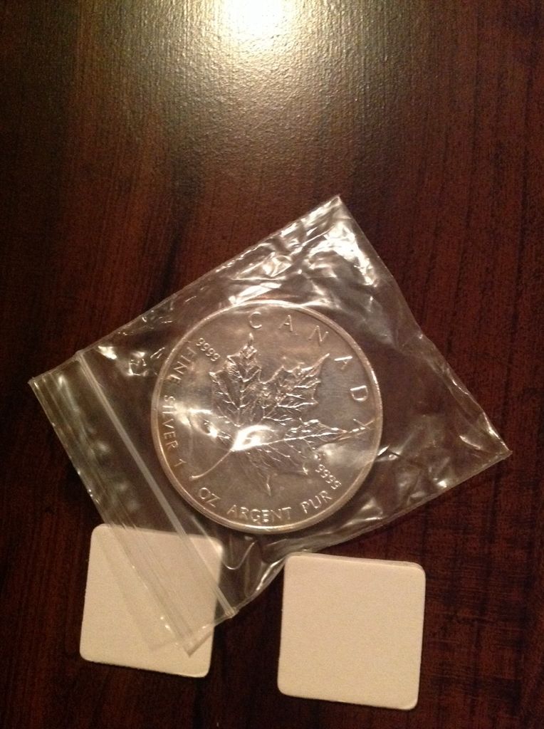 Silver Maple Leaf  coin collectible - Main Image 2