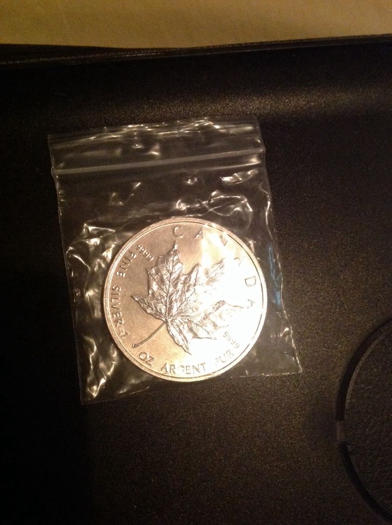Silver Maple Leaf  coin collectible - Main Image 2