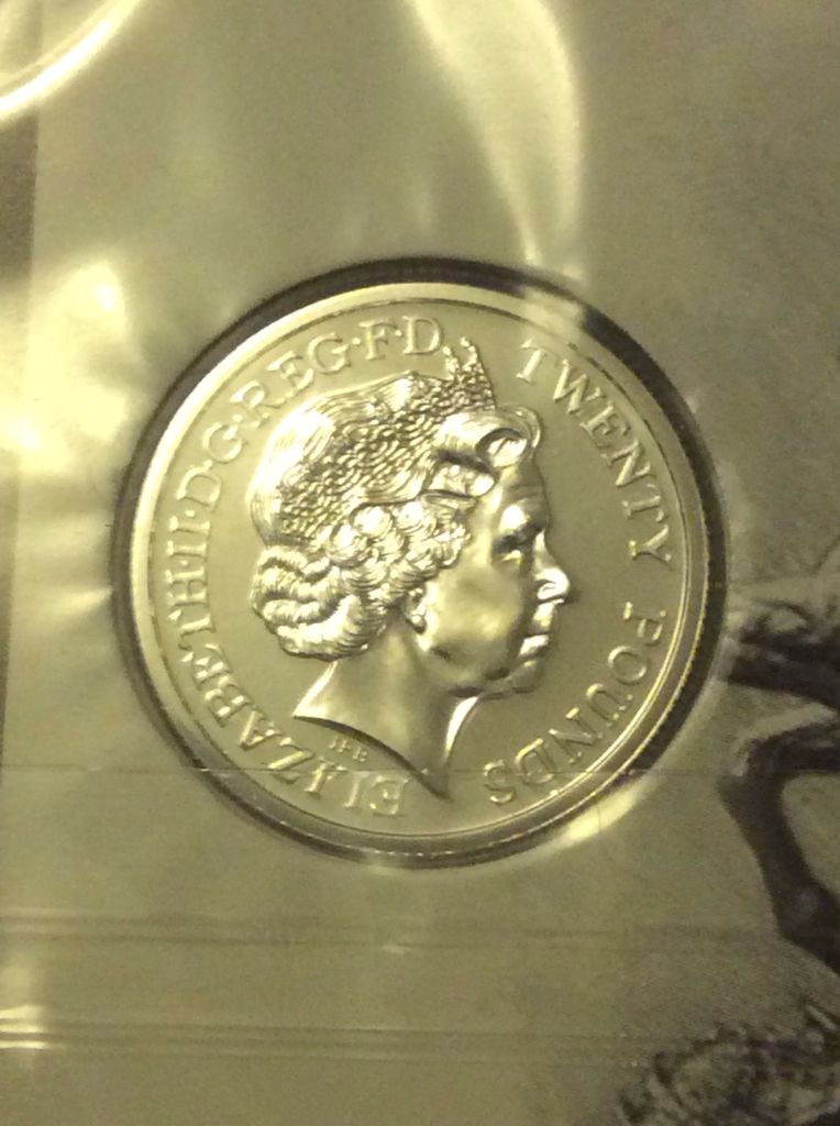 George And Dragon £20  coin collectible - Main Image 2