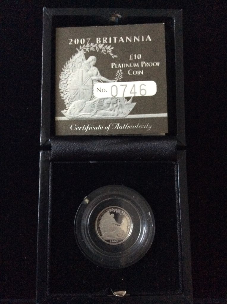Britannia £10 Platinum Proof - 1/10th Ounce  coin collectible - Main Image 2