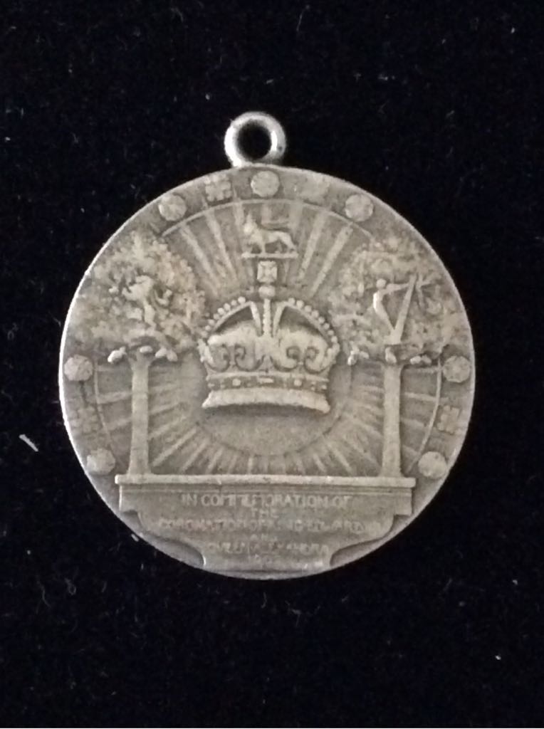 Small Edward VII Coronation Commemorative Medal  coin collectible - Main Image 2