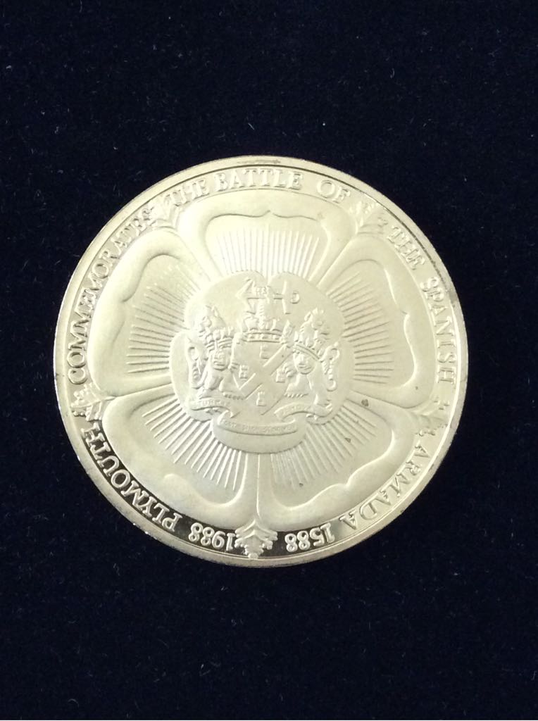 Destruction Of The Armada 1588 Gilt Bronze Medal  coin collectible - Main Image 2