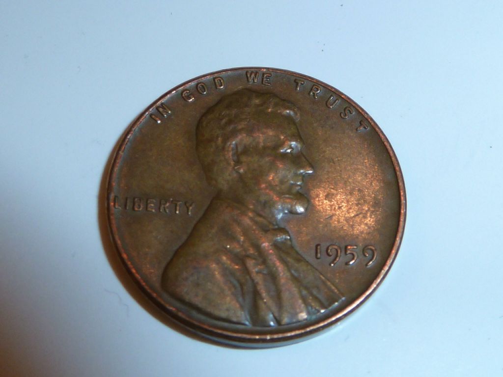 Gold/gilt Bronze?? King George VI And Queen Elizabeth Coronation Medal - United British Empire