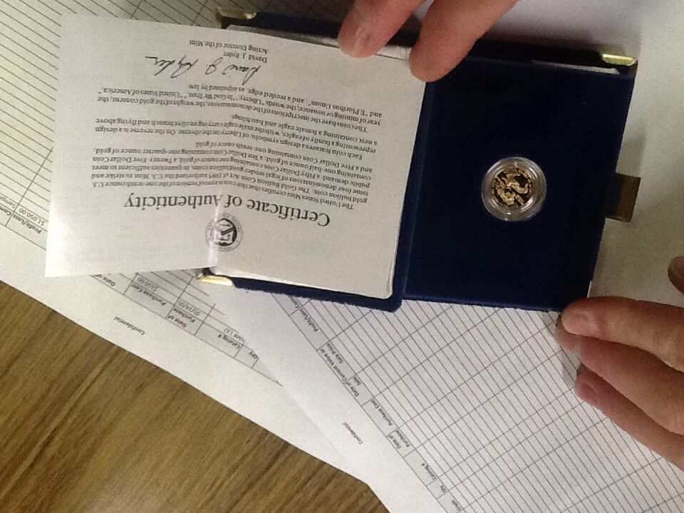 1992 American Eagle One-tenth Five Dollar Gold Coin Proof  coin collectible - Main Image 2