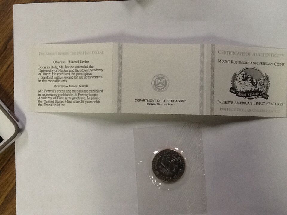 Mt Rushmore National Memorial Coin  coin collectible - Main Image 2