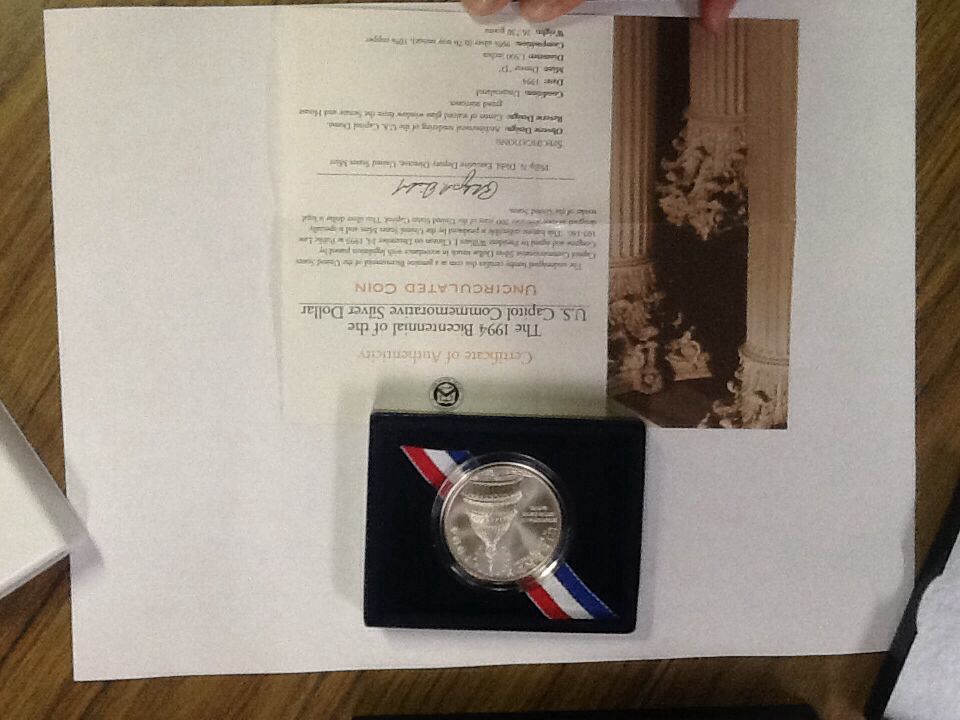 1994 U.S Capitol Bicentennial Silver Dollar Uncirculated  coin collectible - Main Image 2