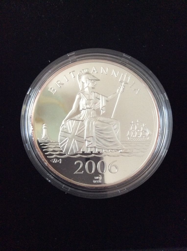 Britannia - 70th Anniversary Of The Spitfire  coin collectible - Main Image 2