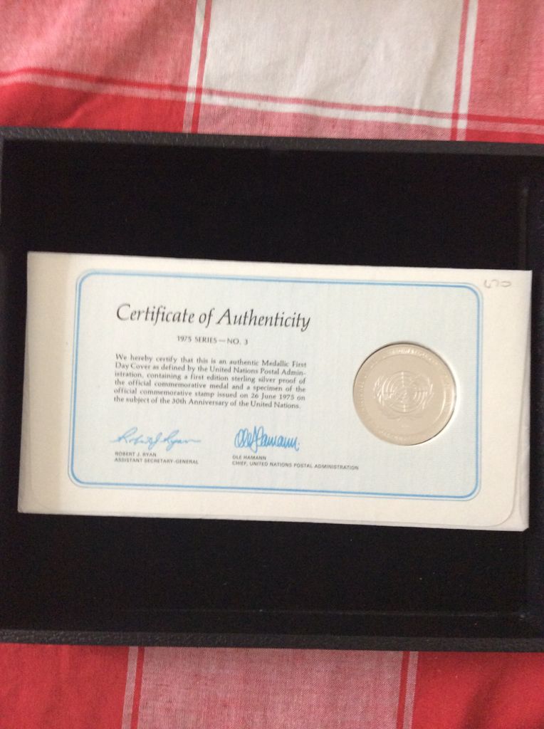 United Nations Medal - 30 Year Anniversary  coin collectible - Main Image 2