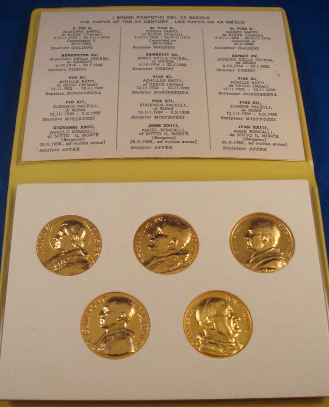 Britannia - The Elizabeth I Diamond & Ruby Pave Set