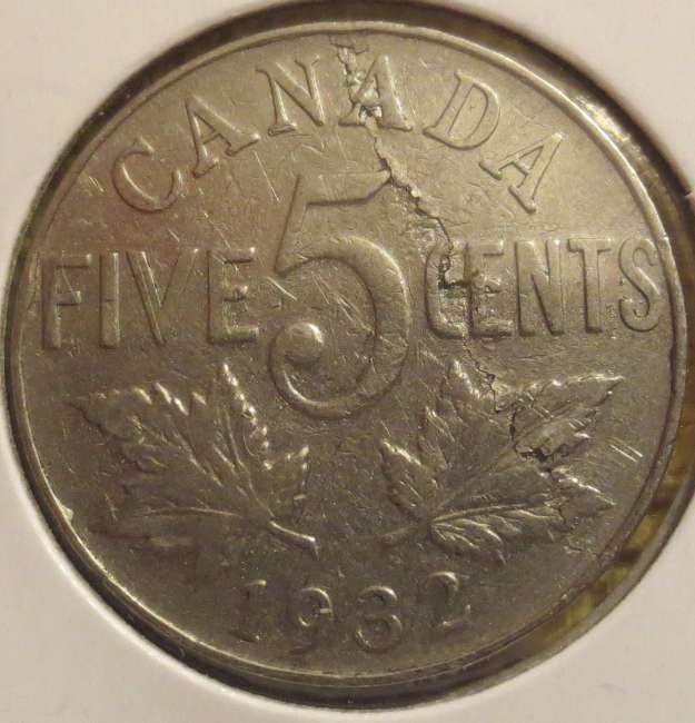 Small Queen Victoria Diamond Jubilee Commemorative Medal (No.1)