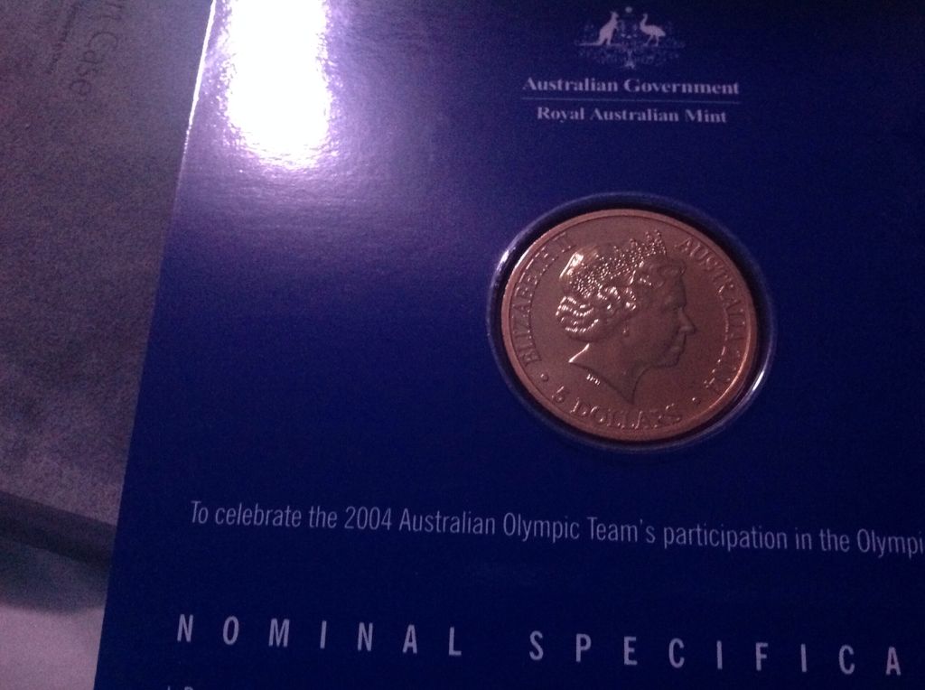 2004 $5  coin collectible - Main Image 2