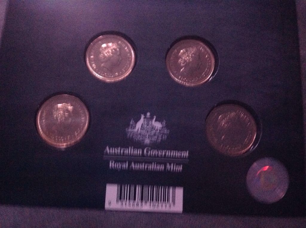 2013 Holey $1 C B M S   coin collectible - Main Image 2