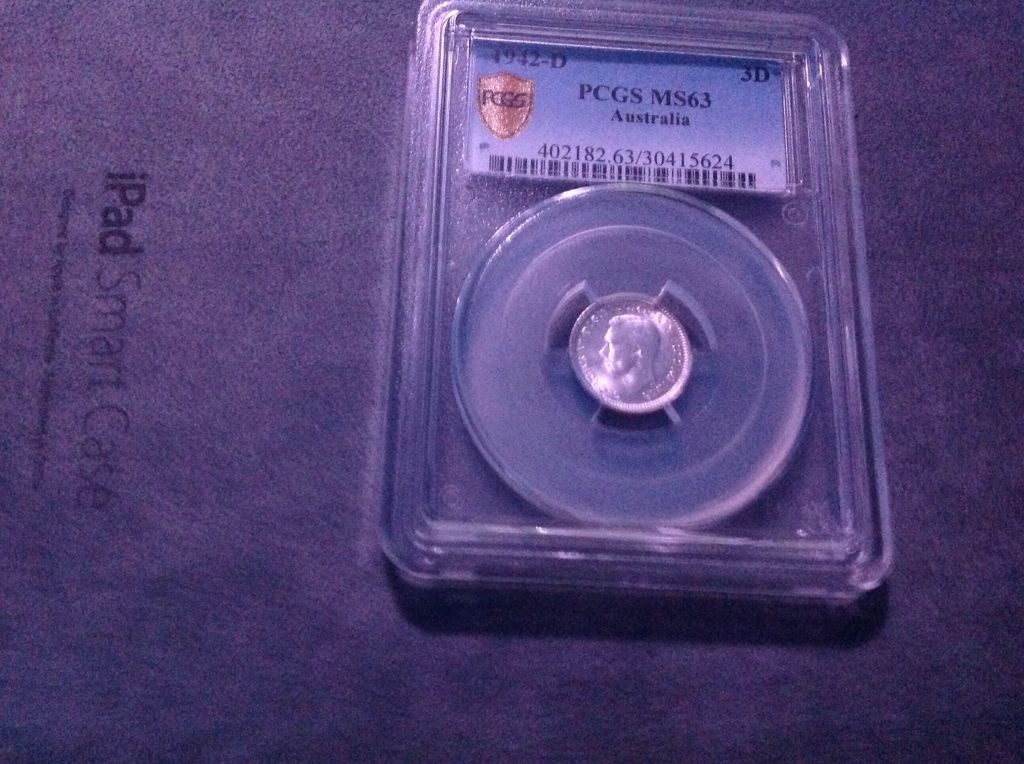 1942 Threepents  coin collectible - Main Image 2