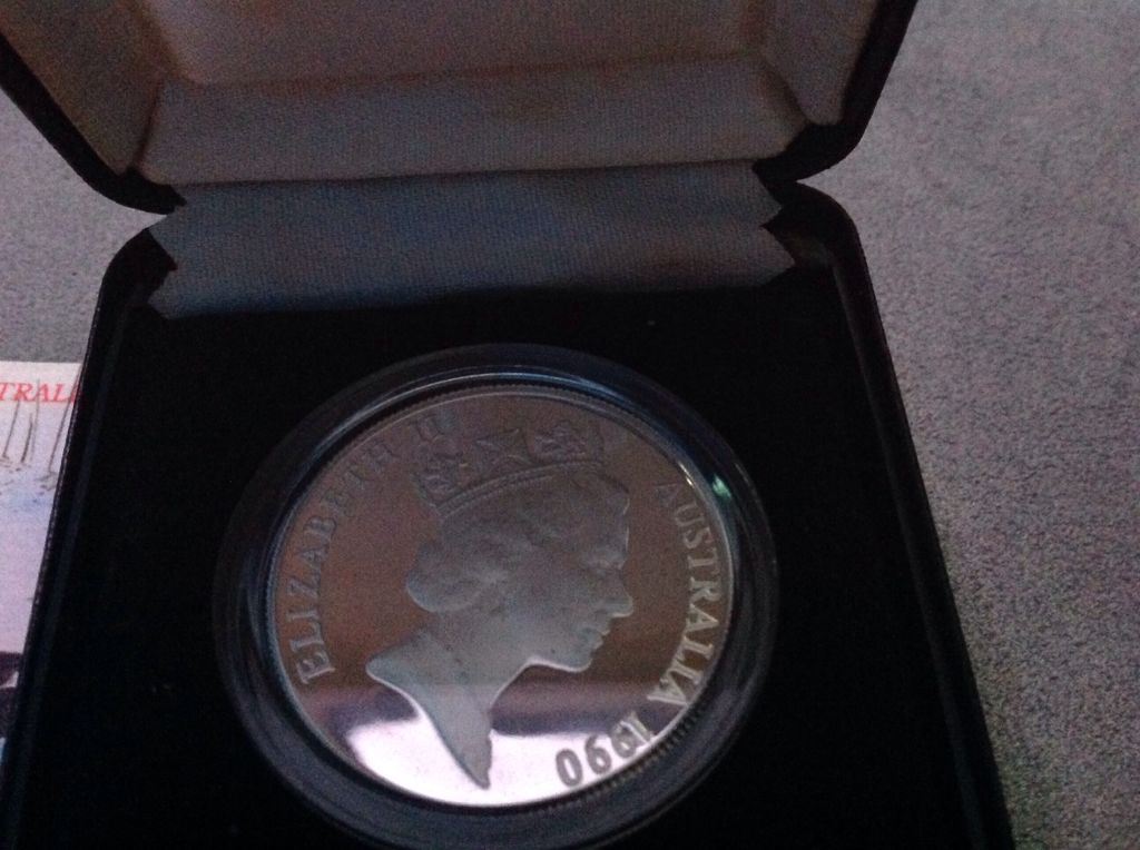 1990 $10 Wa  coin collectible - Main Image 2