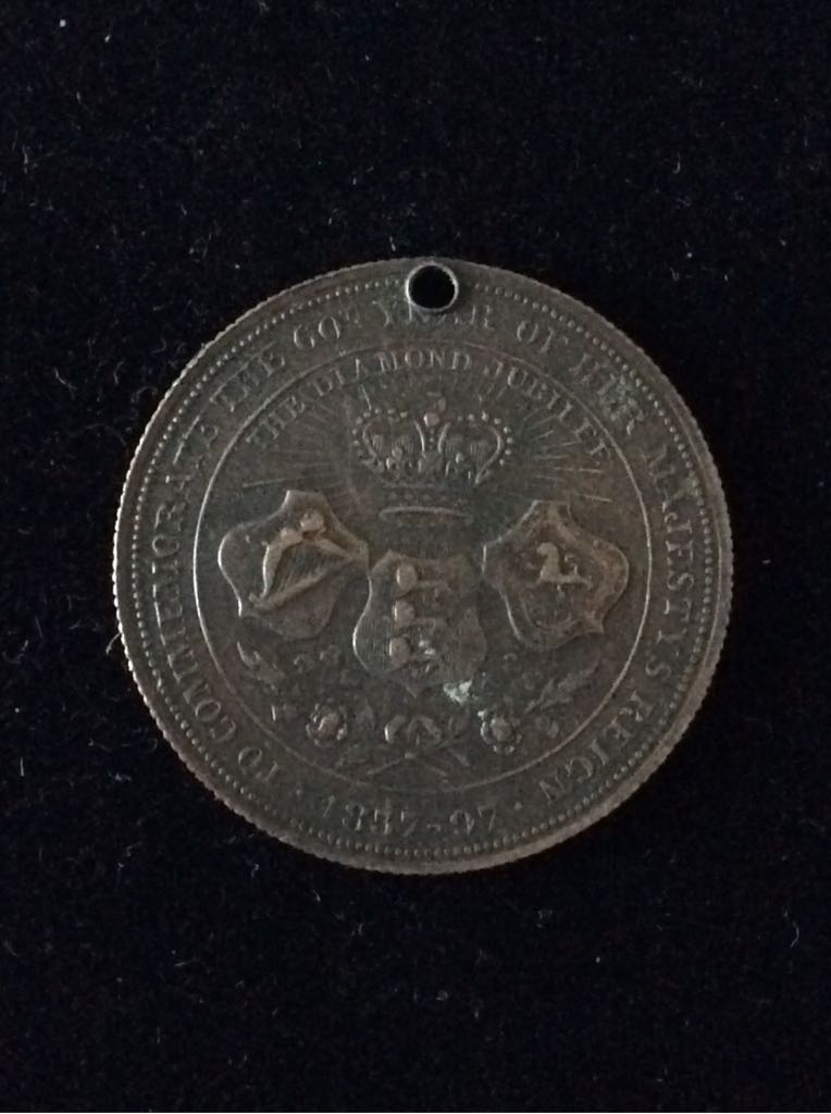 Four Generations Queen Victoria Diamond Jubilee Medal  coin collectible - Main Image 2