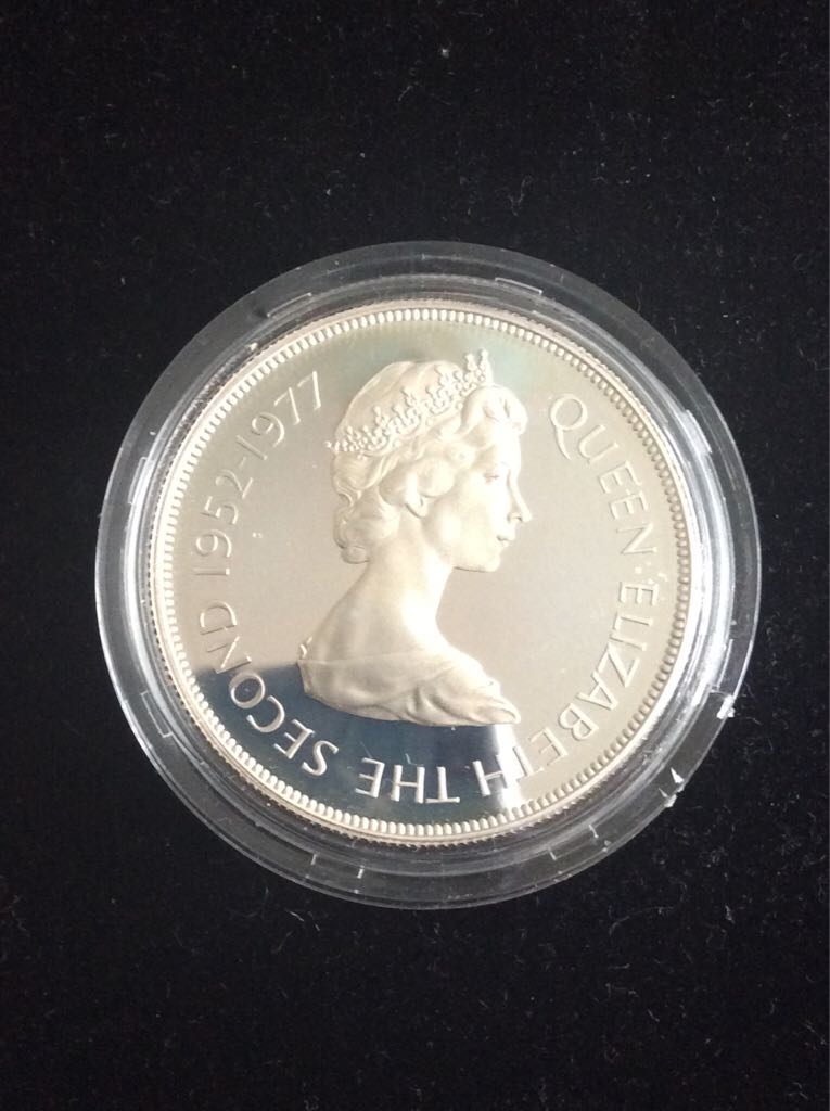 Queen Elizabeth II Silver Proof Jubilee Crown  coin collectible - Main Image 2
