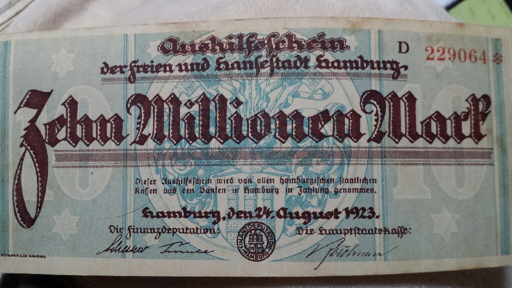 Royal Portrait Collections, The