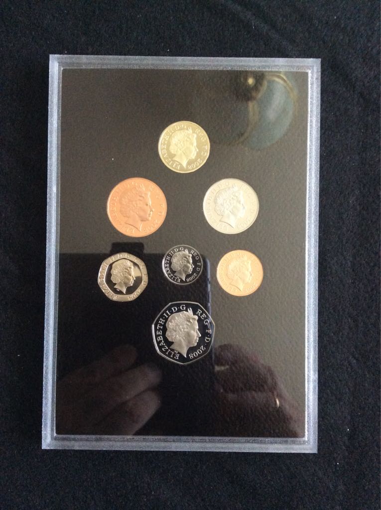 Royal Shield Of Arms Proof Collection, The  coin collectible - Main Image 2