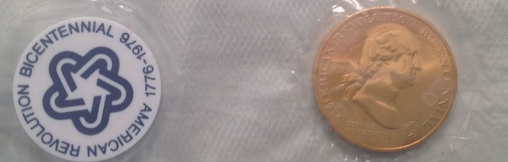1972 George Washington American Revolution Bicentennial Medal  coin collectible - Main Image 2