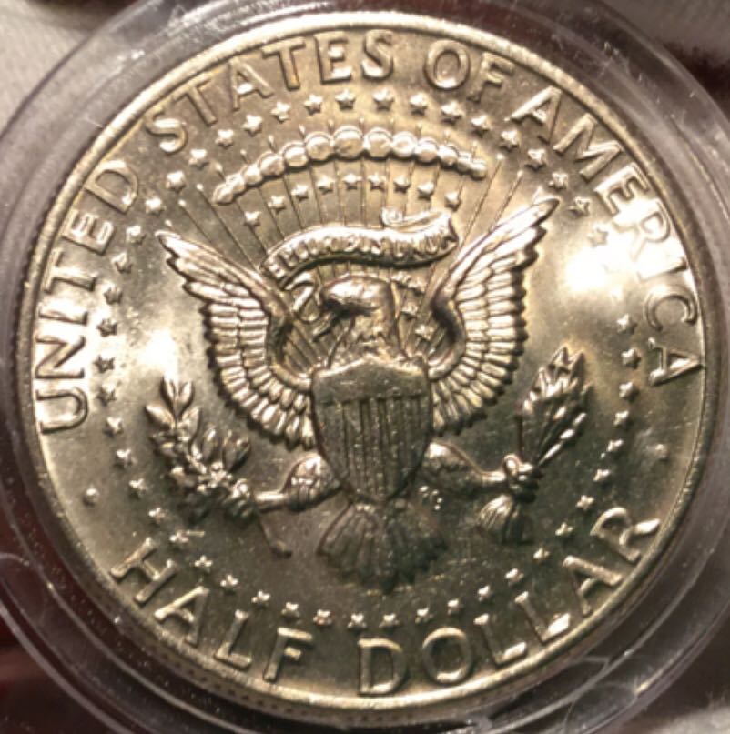 1977 coin collectible - Main Image 2