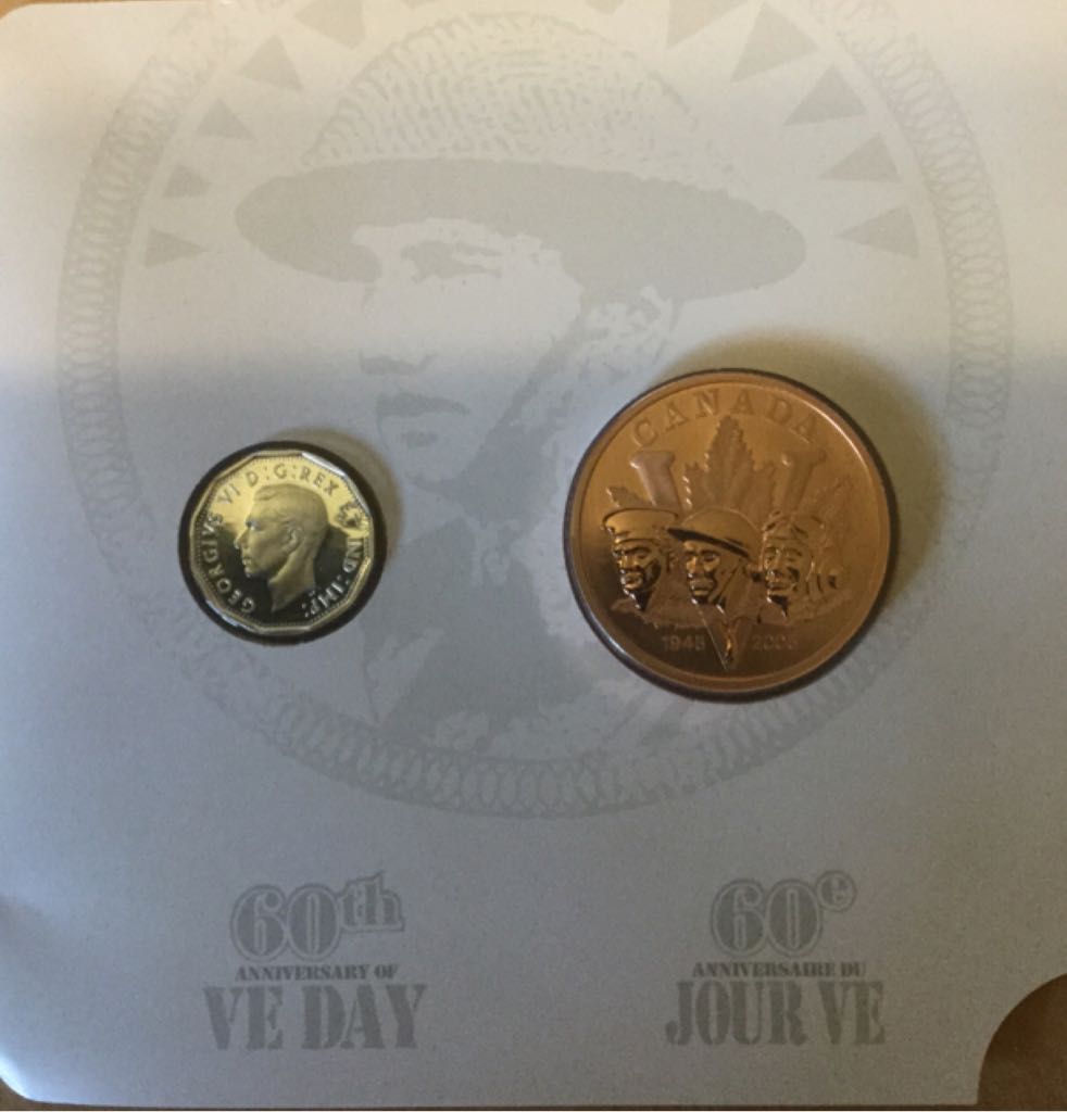 Ensemble Commémoratif Pièces Et Médaillon 60 Ième Anniversaire  coin collectible - Main Image 2