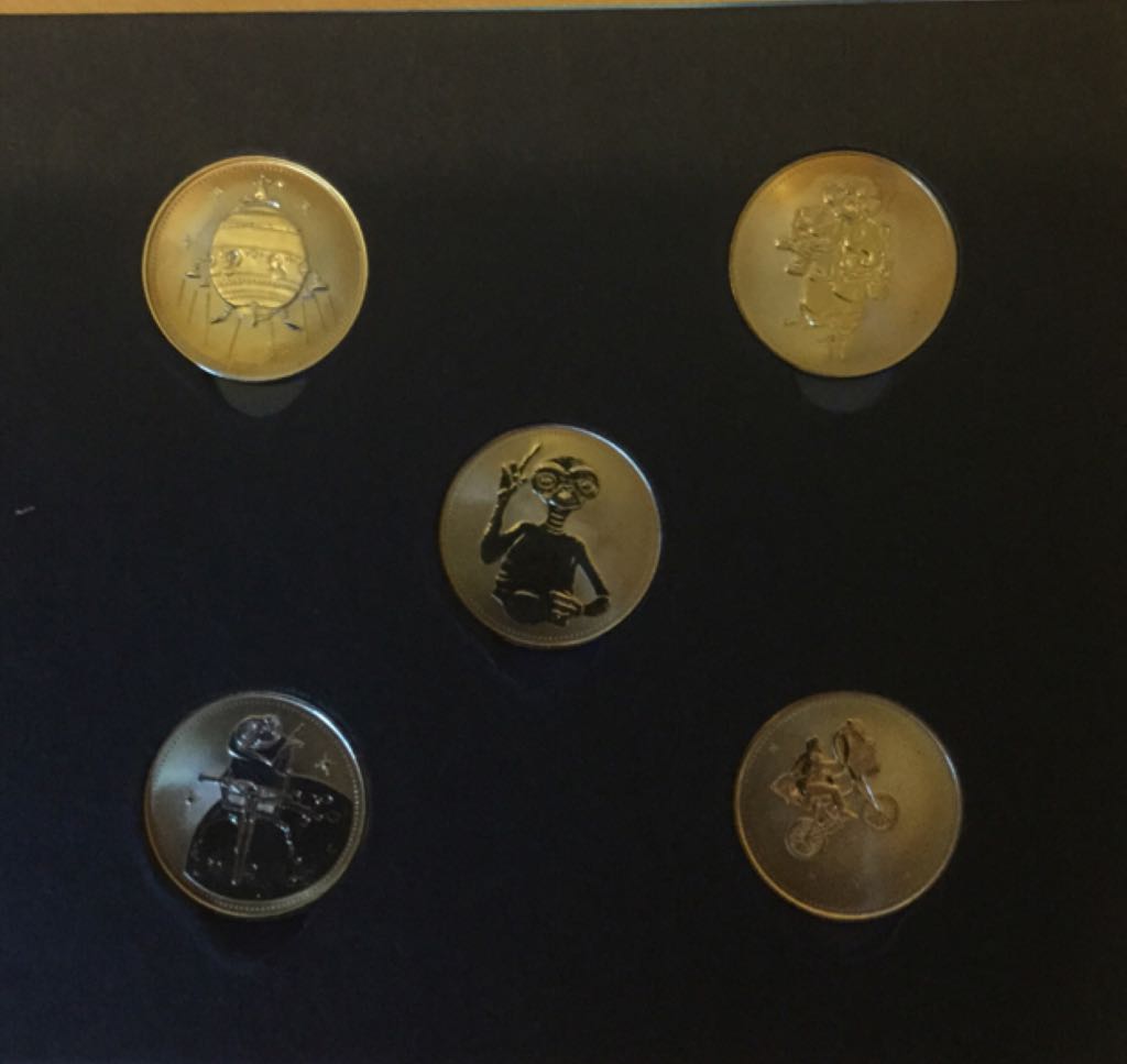 E. T. The Extra-Terrestrial  coin collectible - Main Image 2