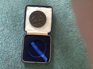 Daily Mirror Diamond Jubilee Medal  coin collectible - Main Image 2