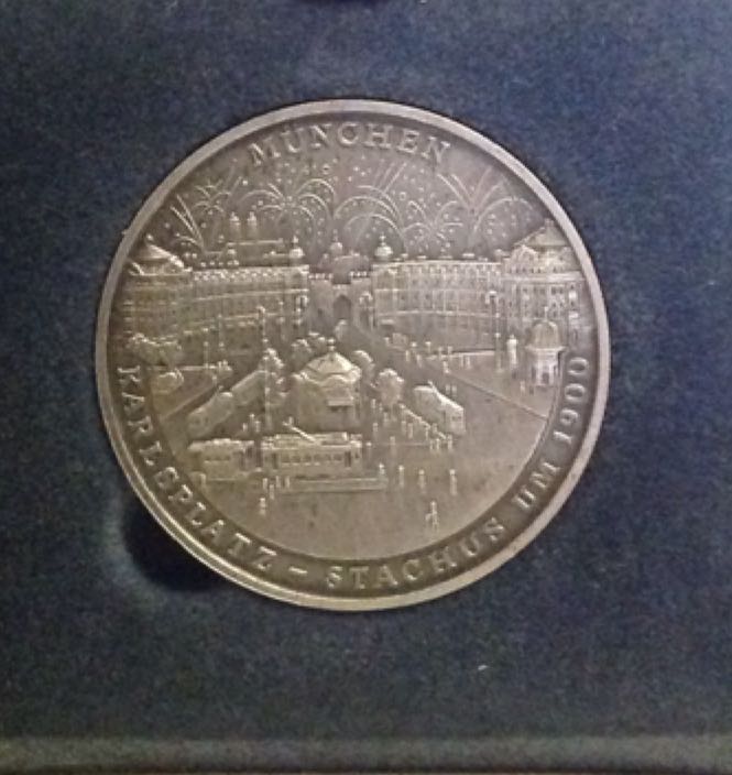 Elizabeth II: Half Crown