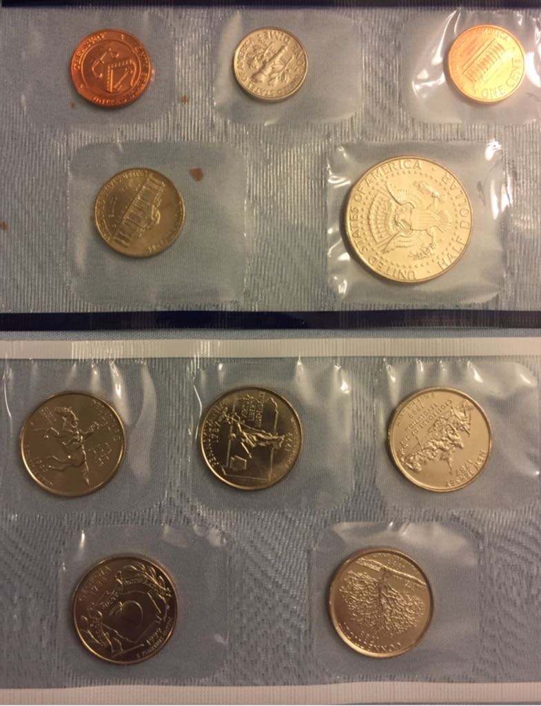 1999 P Uncirculated Coin Set  coin collectible - Main Image 2