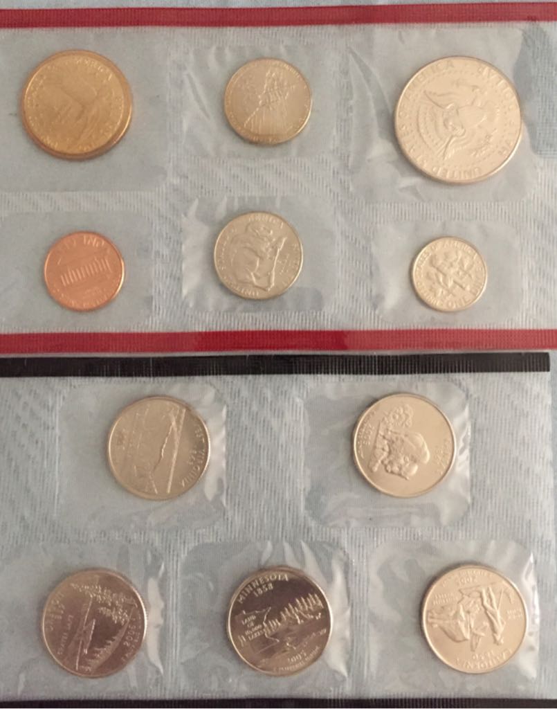 C. 2005 United States Mint Uncirculated Coin Set   coin collectible - Main Image 2